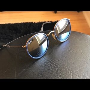 Ray-Ban round foldable glasses